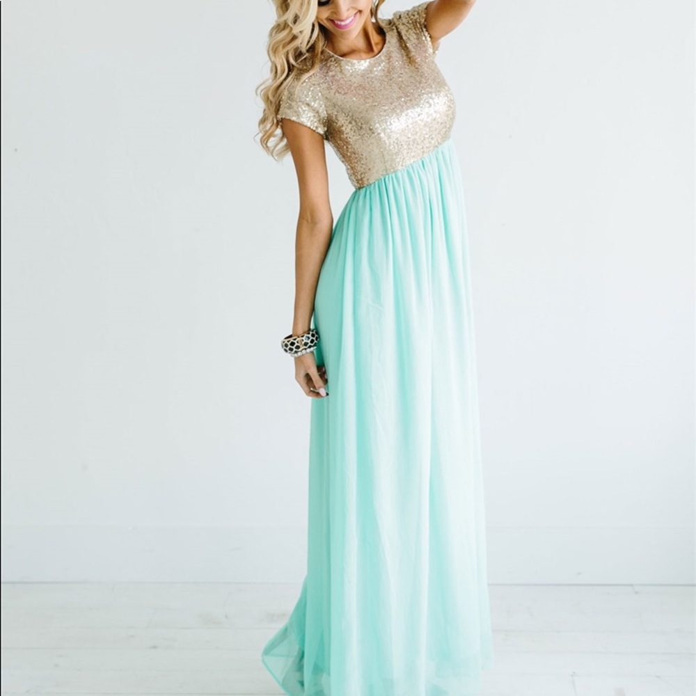 Neesee Elsa dress